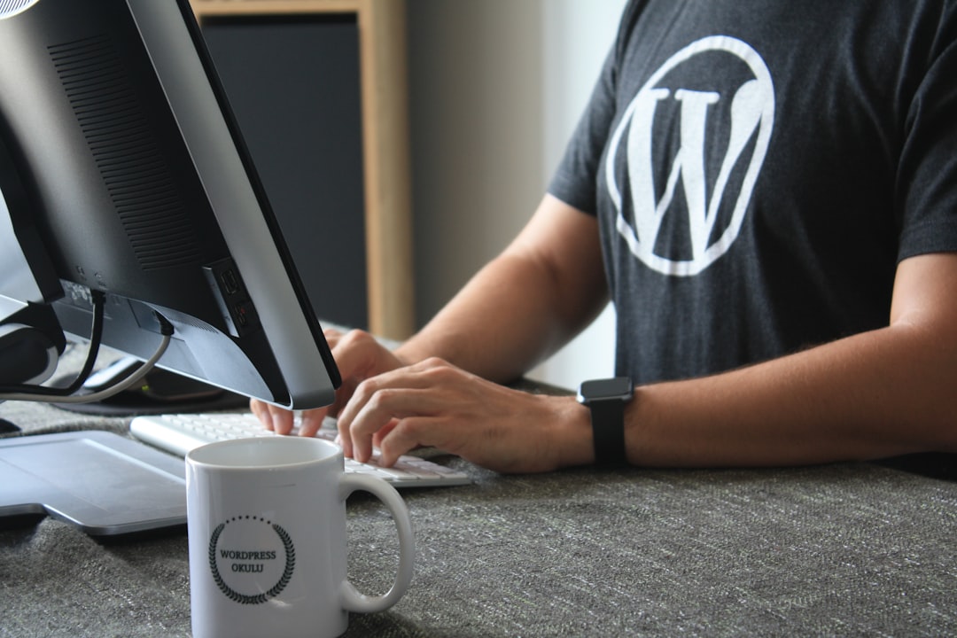 WordPress camisetas en ordenador